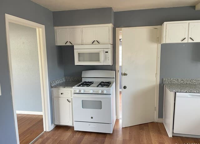 742 Olney — photo 4