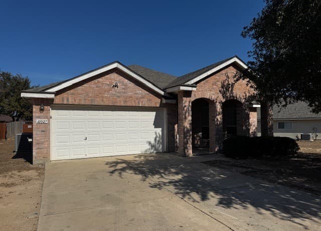 11027 Sweet Pea — photo 1