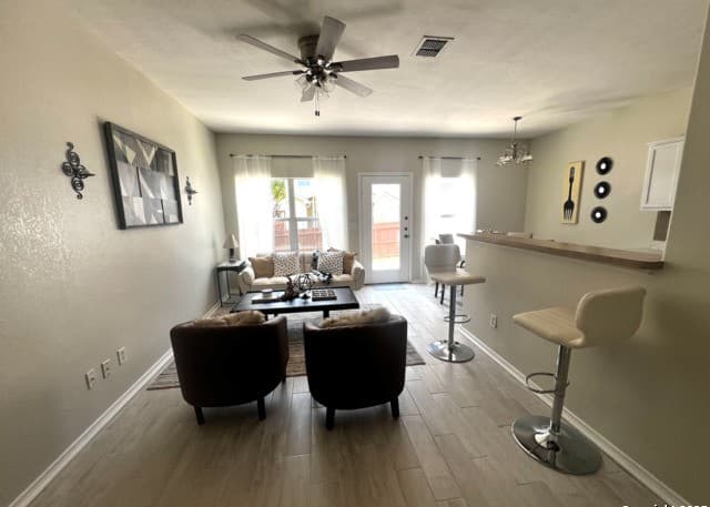 4142 St. Charles Bay — photo 4