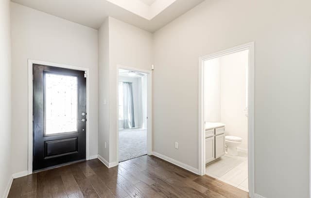 12043 Casparis — photo 5