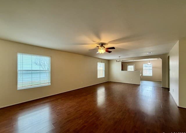 7439 Carriage Pass — photo 3