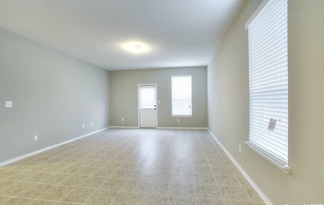 414 Willow Grove — photo 3