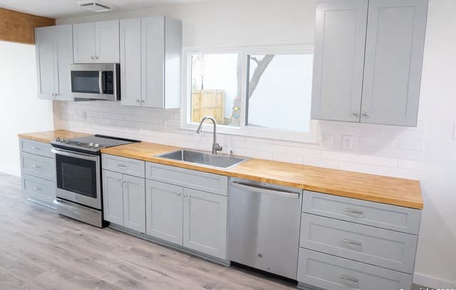 13003 Beacon Park Dr — photo 4