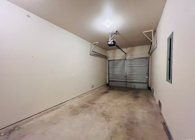 10718 Mathom Unit 3 — photo 3