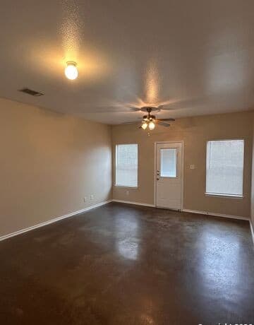 10718 Mathom Unit 3 — photo 4