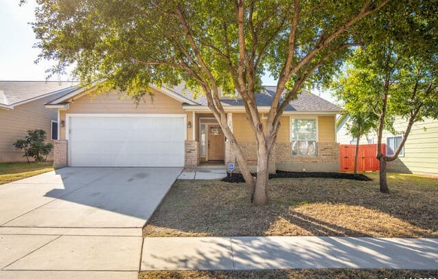 206 Willow Grove — photo 1