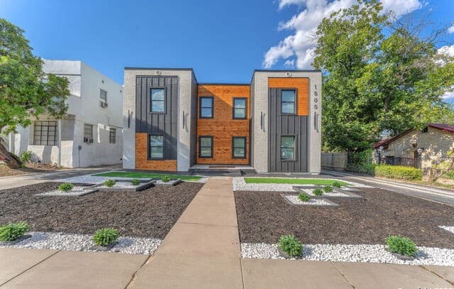 2-bedroom rental at 1505 Woodlawn Unit 2 in San Antonio TX