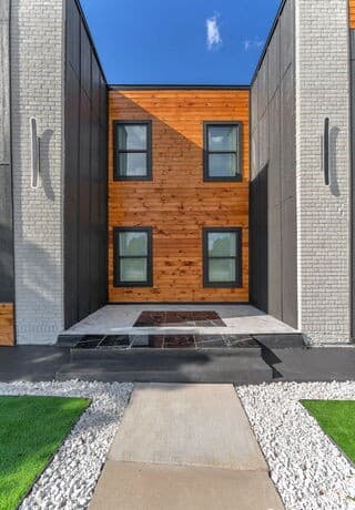 2-bedroom rental at 1505 Woodlawn Unit 2 in San Antonio, TX — photo 3