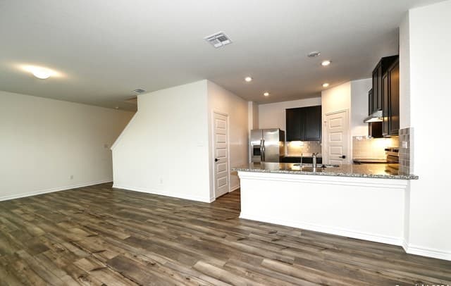 11803 Red Pheasant — photo 3