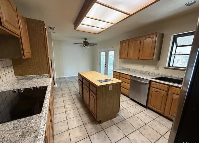 1236 E Live Oak Rd — photo 3