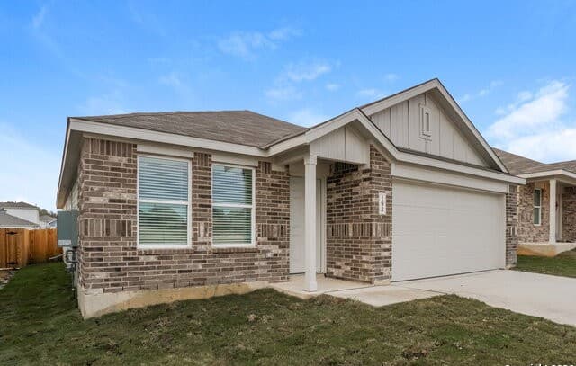 193 Amy Aly — photo 3