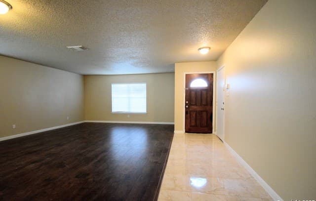 9127 Via Mirada — photo 2