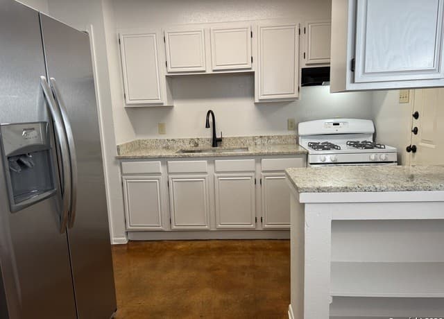 1218 Wyoming Unit 2 — photo 1