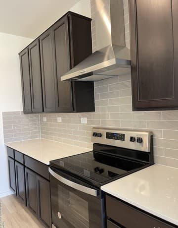 239 W Granite Shores — photo 5