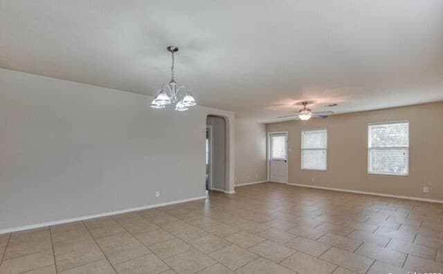 2202 York Bend — photo 3