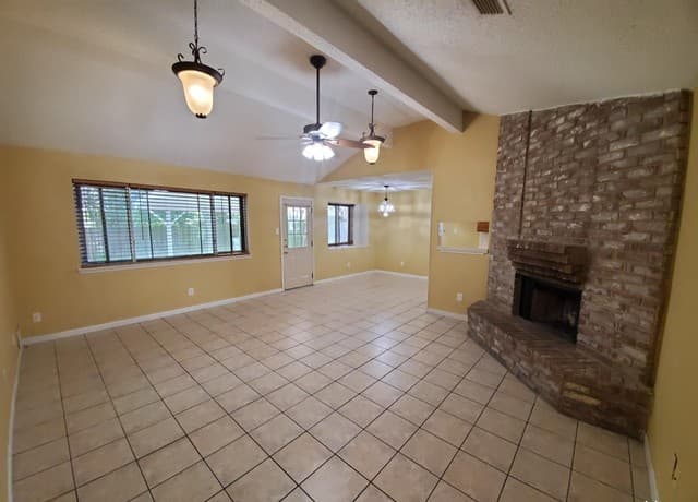 2501 Cedar Ln — photo 3