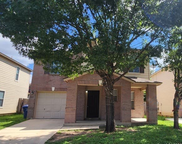 134 Adelaide Oaks — photo 2