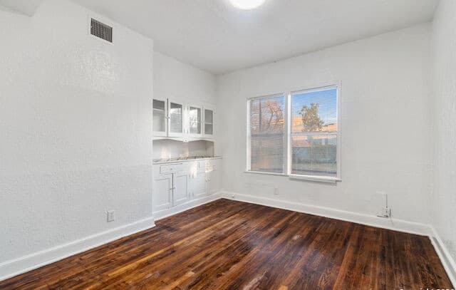 1630 W Rosewood Unit B — photo 5