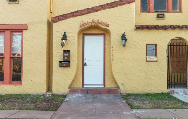 2-bedroom rental at 1630 W Rosewood Unit C in San Antonio TX