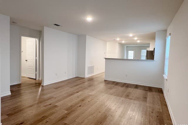 5115 Bay Breeze — photo 3