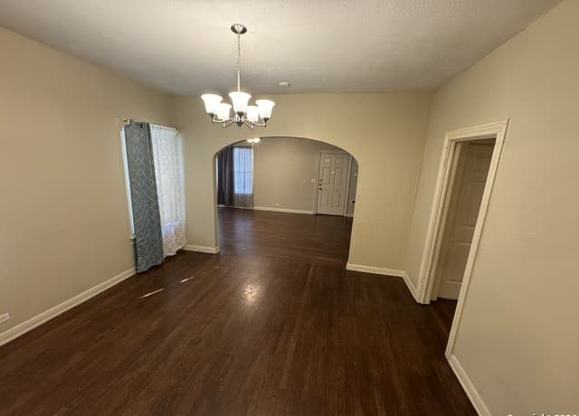 842 Hammond — photo 5