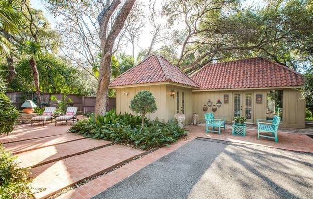 6801 West Avenue — photo 2