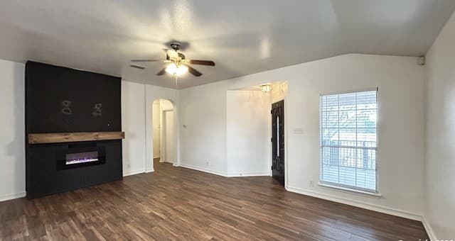 5007 Wood Glen Dr — photo 3