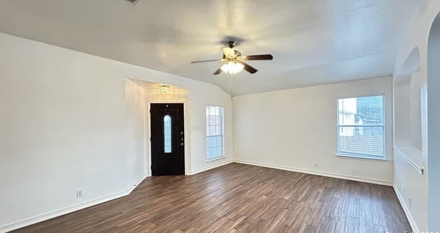 5007 Wood Glen Dr — photo 4