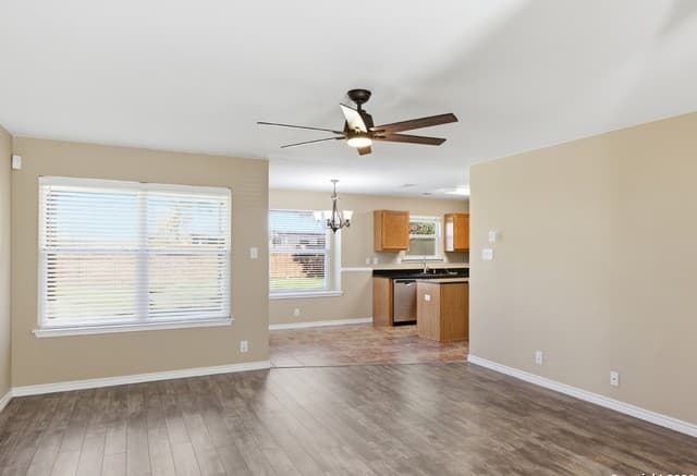 8905 Pinseeker — photo 4