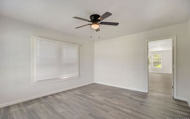 1622 Gorman — photo 2