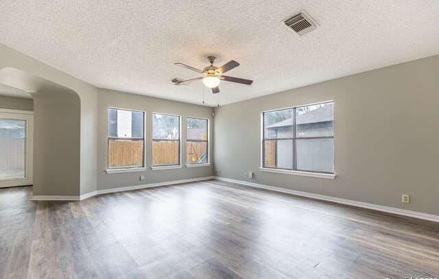 7670 Claridge — photo 4