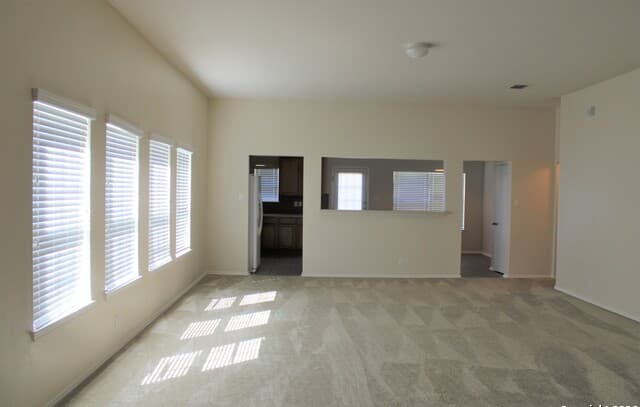 118 Carmel Dr — photo 5