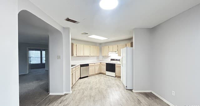 4926 Corian Well Dr — photo 5