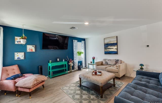 7111 Satellite Way — photo 2