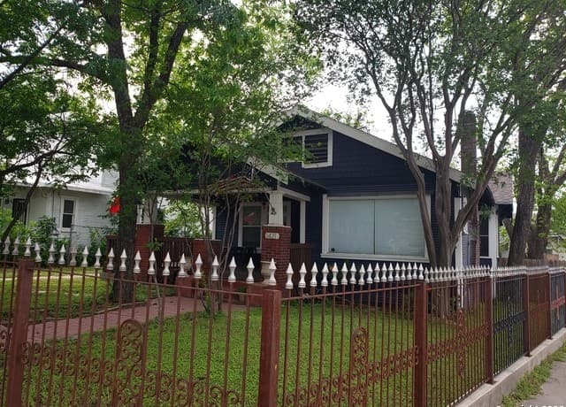 1421 Austin St. — photo 2