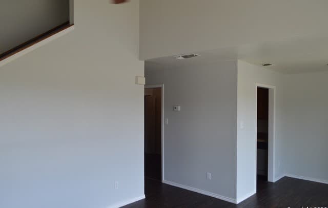 7536 Oak Chase — photo 5