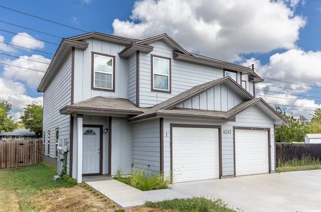 6265 Eddie Way Unit 2 — photo 2