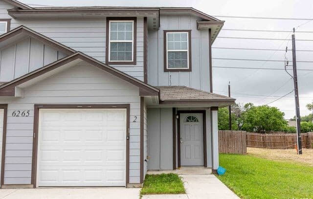 6265 Eddie Way Unit 2 — photo 3