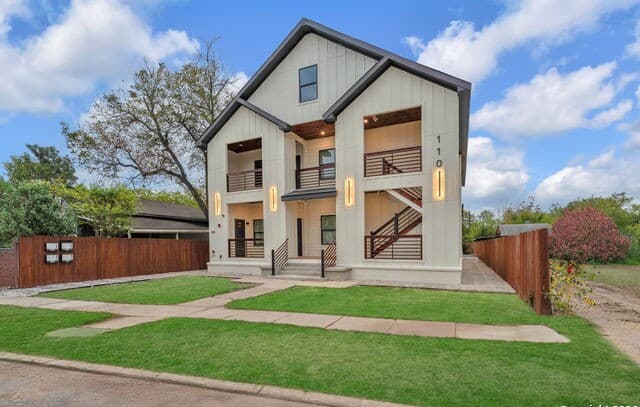 110 Webb Unit 201 — photo 3