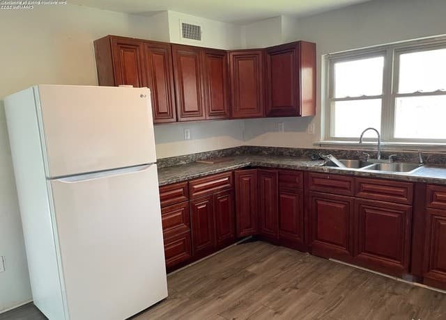 243 Beverly Dr — photo 5