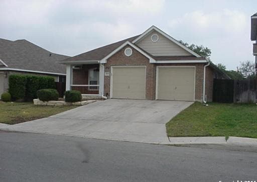 1043 Maltese Garden — photo 2