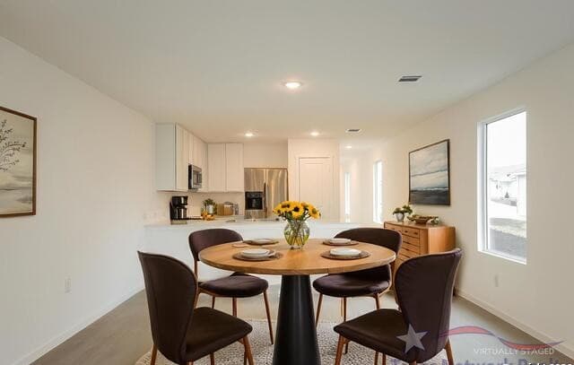 8523 Logan Sapphire — photo 5