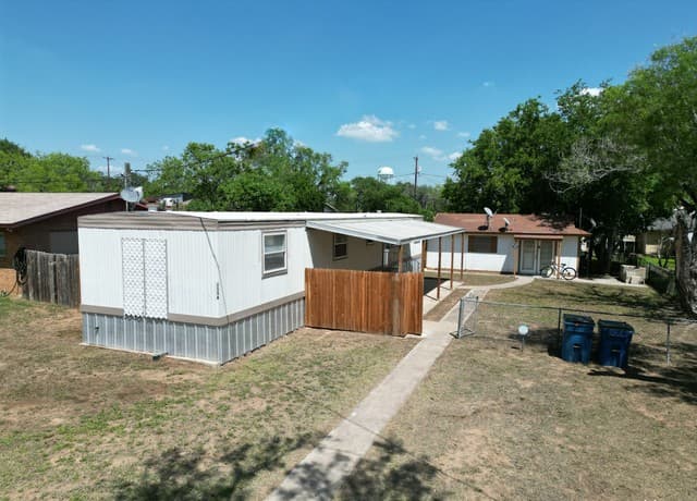 215 Greenlawn Ave Unit A