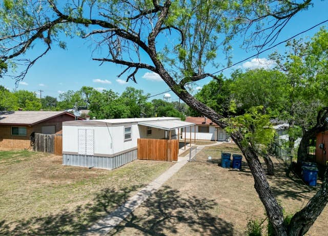 215 Greenlawn Ave Unit A — photo 2