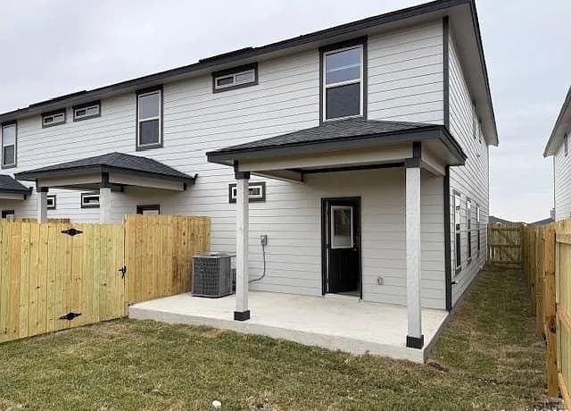 8315 Via Pisa Unit 102 — photo 2