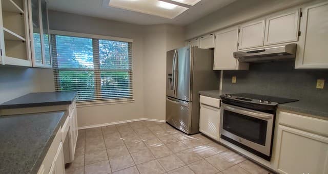 2943 Moss Tree St — photo 5