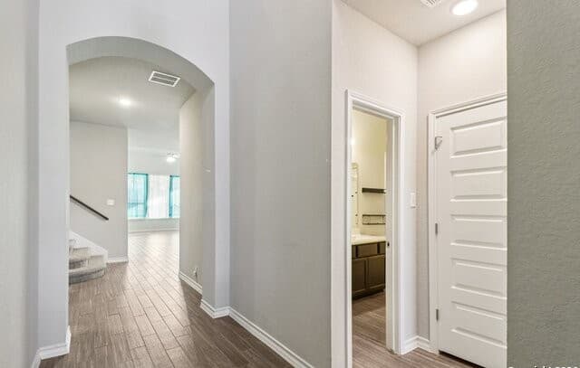 10208 High Noon Dr — photo 5