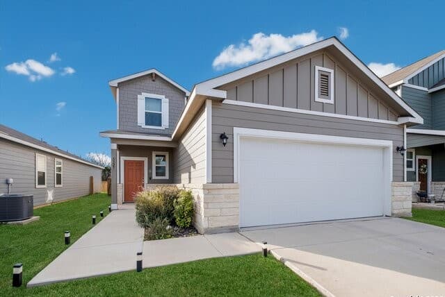 5327 Tourmaline Loop