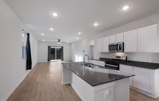 5327 Tourmaline Loop — photo 3