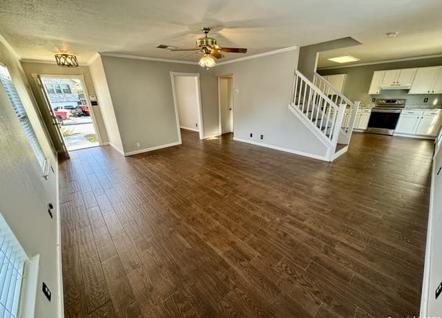 7706 Sandia — photo 5